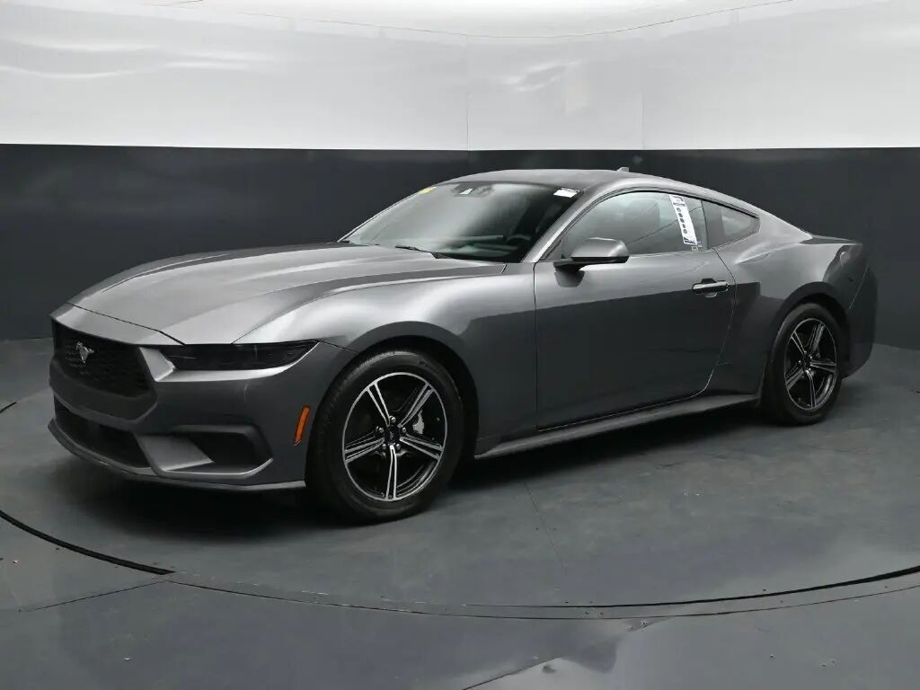 2025 Ford Mustang EcoBoost — photo 1 of 13