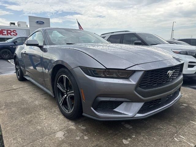 2025 Ford Mustang EcoBoost — photo 1 of 13