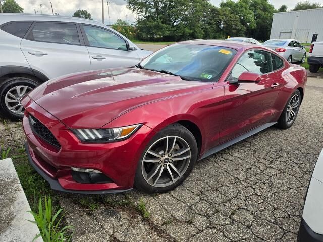 2016 Ford Mustang EcoBoost — photo 1 of 11