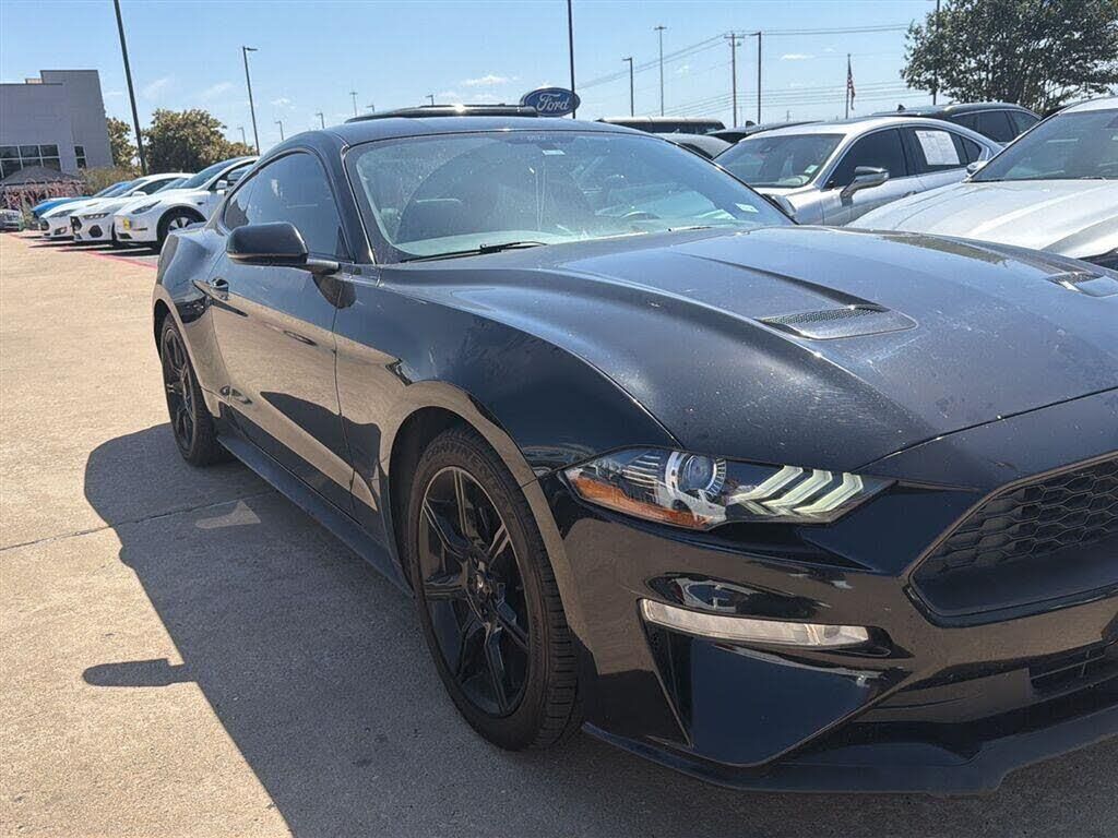 2019 Ford Mustang EcoBoost Premium — photo 1 of 2