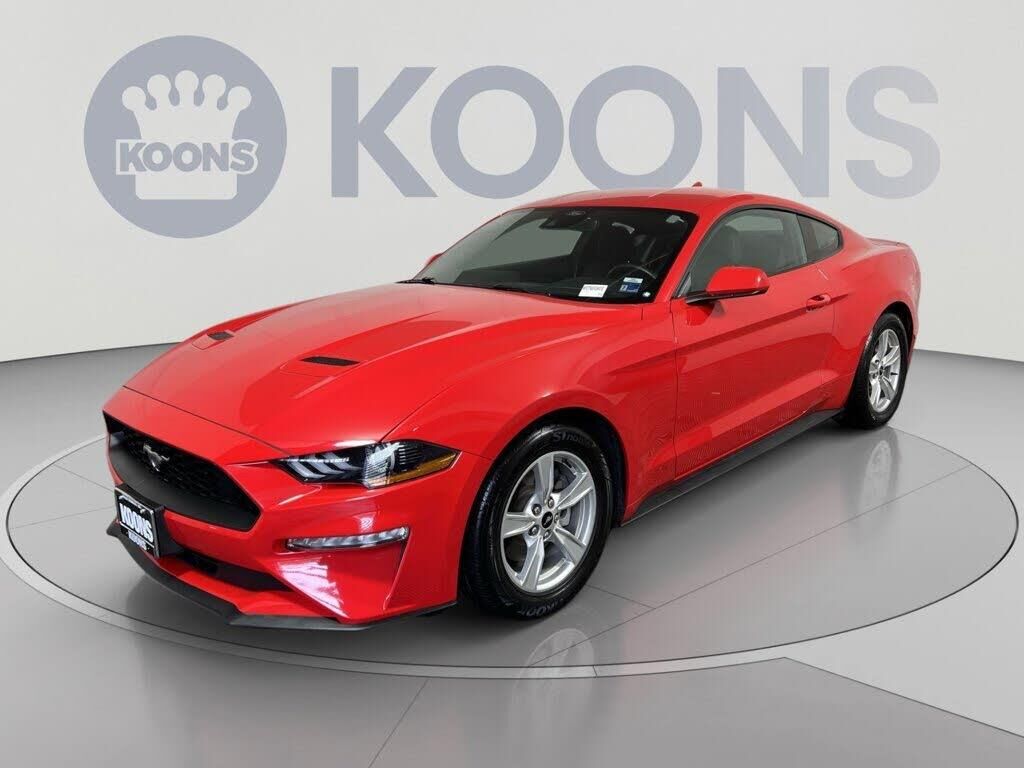 2022 Ford Mustang EcoBoost — photo 1 of 3