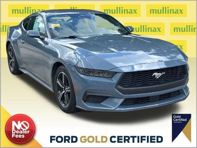 2025 Ford Mustang EcoBoost — photo 1 of 38