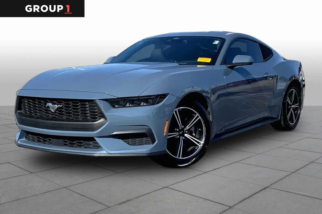 2025 Ford Mustang EcoBoost — photo 1 of 13