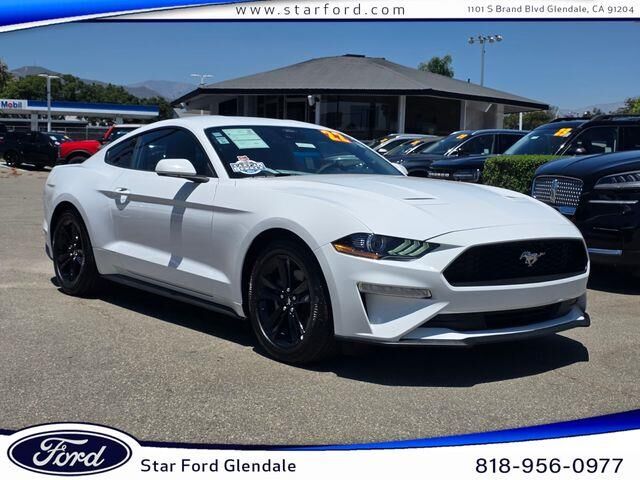 2022 Ford Mustang EcoBoost