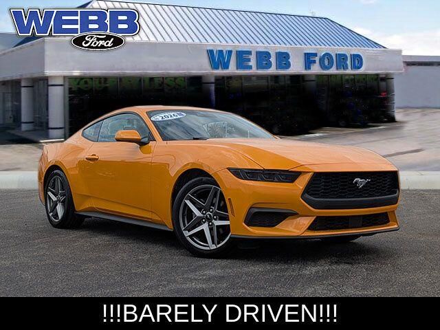 2026 Ford Mustang EcoBoost — photo 1 of 26