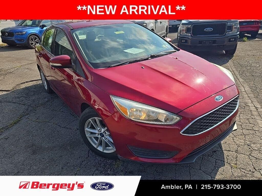 2017 Ford Focus SE — photo 1 of 1