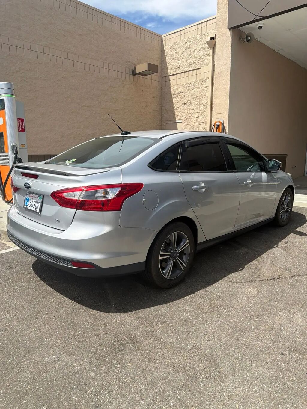 2014 Ford Focus SE — photo 1 of 6
