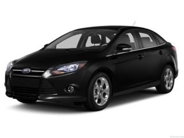 2013 Ford Focus SE — photo 1 of 13