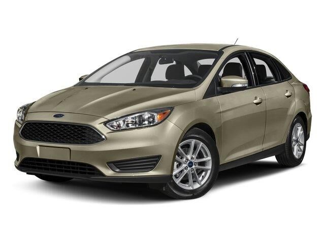 2017 Ford Focus SE — photo 1 of 2