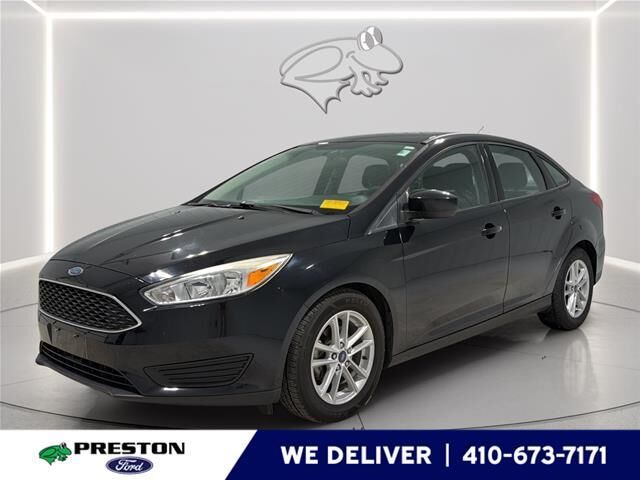 2018 Ford Focus SE — photo 1 of 13