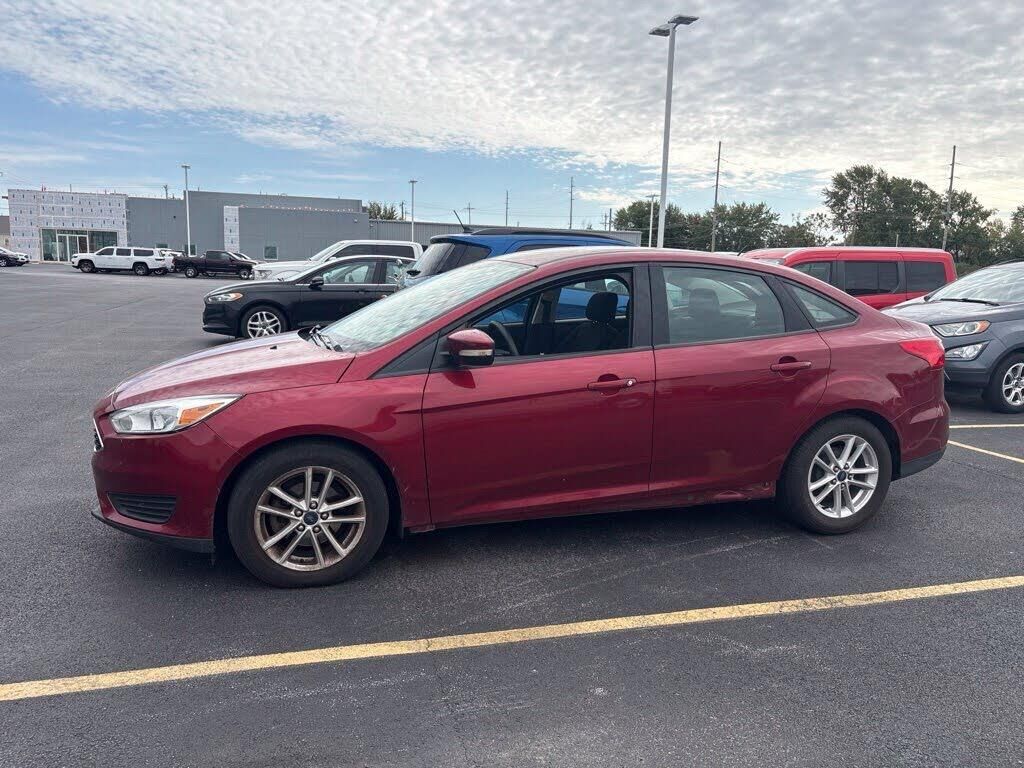 2015 Ford Focus SE — photo 1 of 1