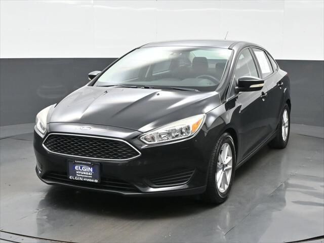 2015 Ford Focus SE — photo 1 of 13