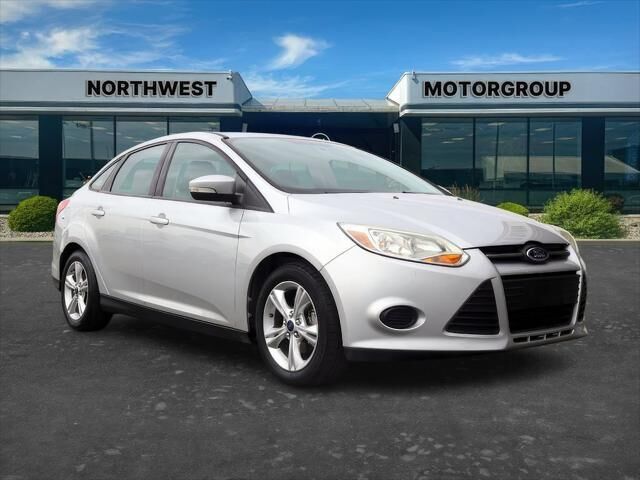 2014 Ford Focus SE — photo 1 of 56