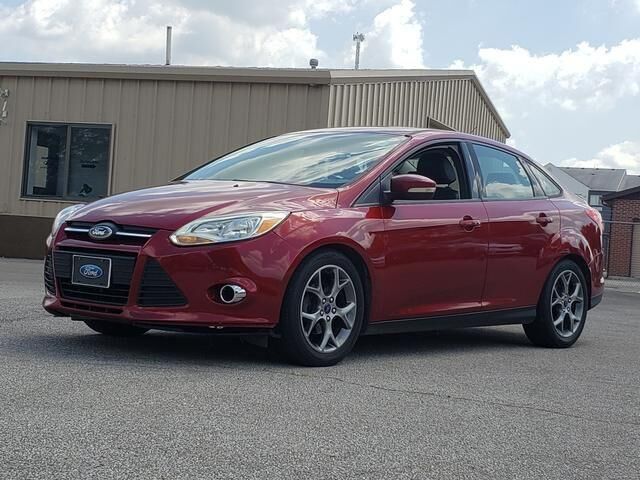 2014 Ford Focus SE — photo 1 of 13