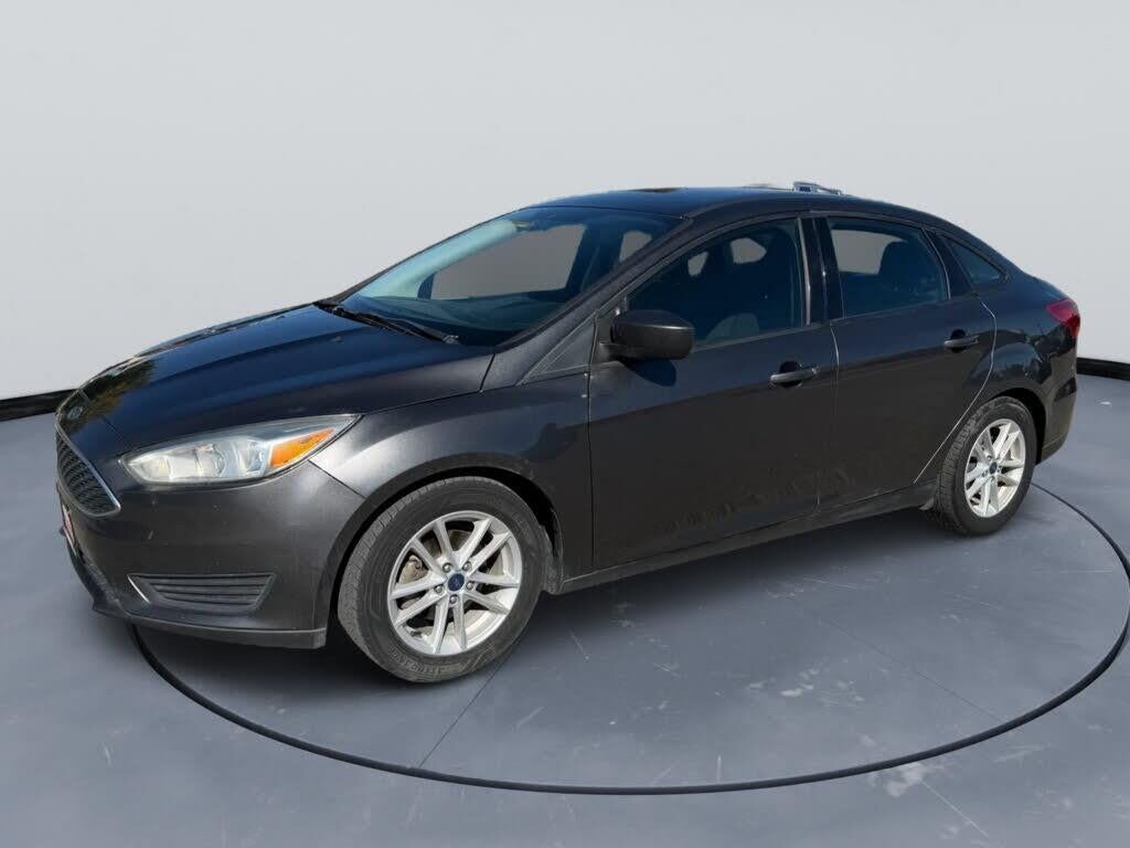 2018 Ford Focus SE — photo 1 of 1