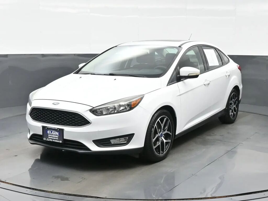 2018 Ford Focus SEL — photo 1 of 13