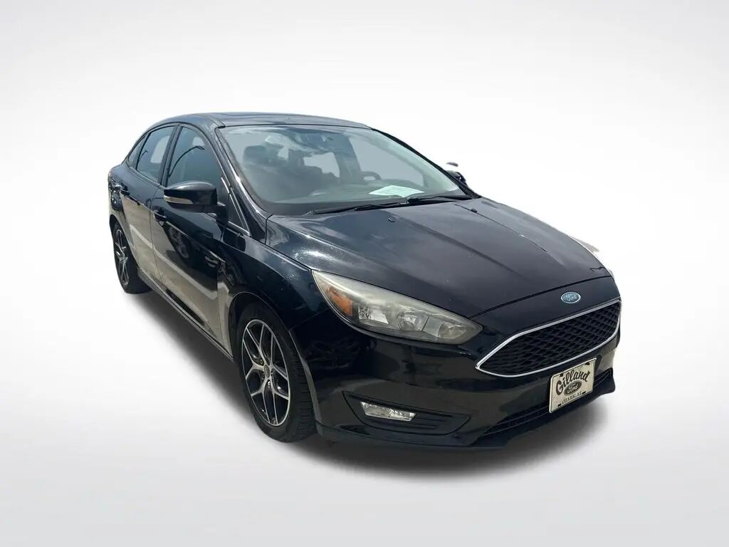 2017 Ford Focus SEL — photo 1 of 21