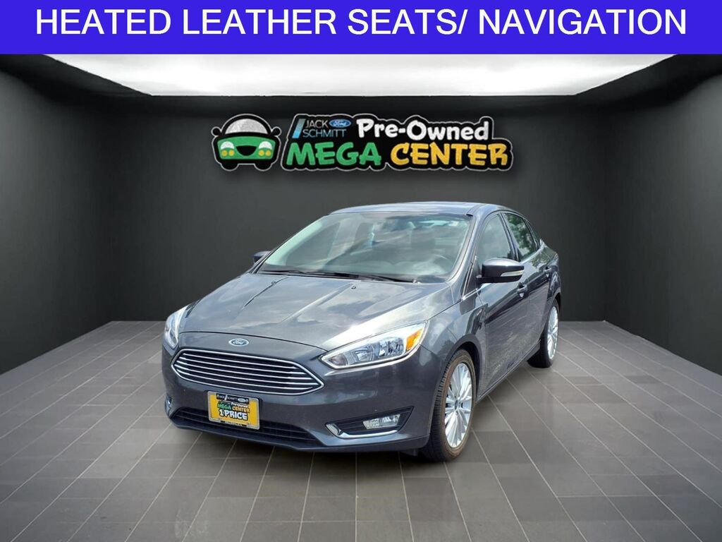 2018 Ford Focus Titanium — photo 1 of 3