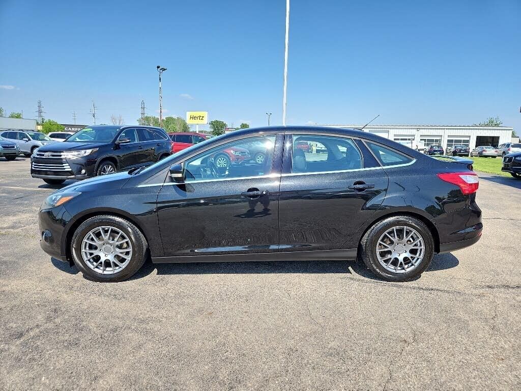 2014 Ford Focus Titanium — photo 1 of 1