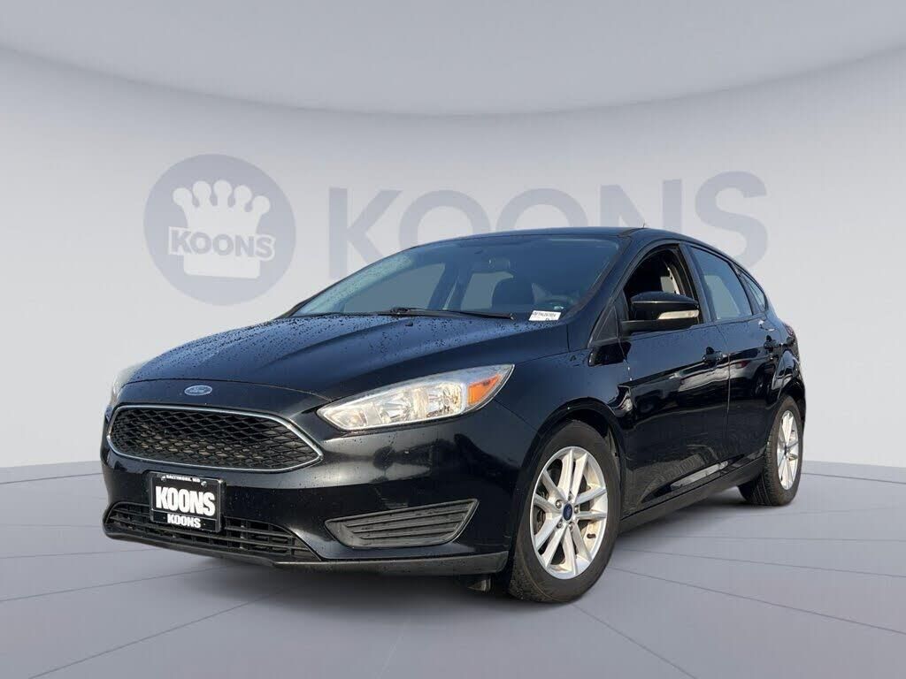 2017 Ford Focus SE — photo 1 of 1