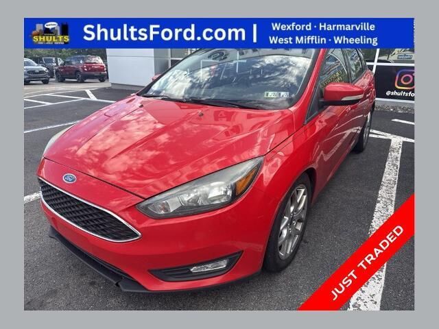 2015 Ford Focus SE — photo 1 of 13