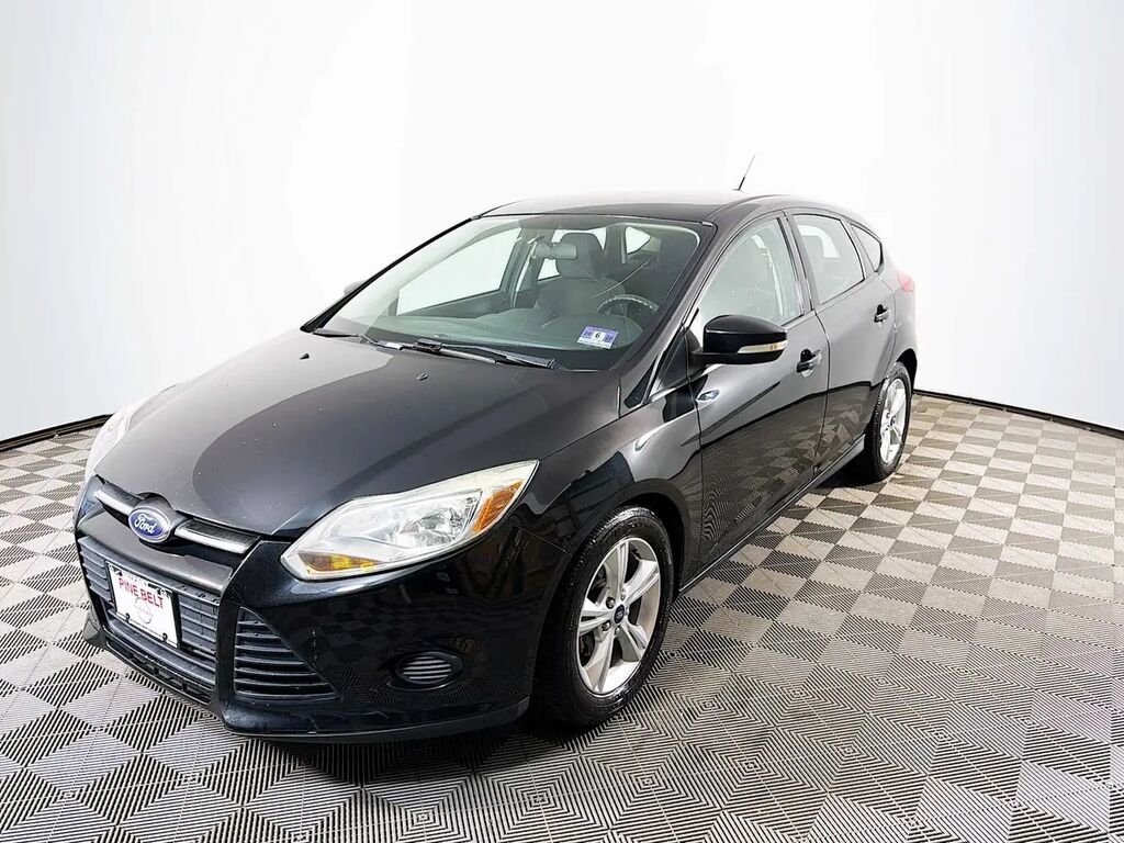 2013 Ford Focus SE — photo 1 of 1