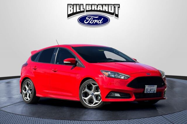 2017 Ford Focus ST