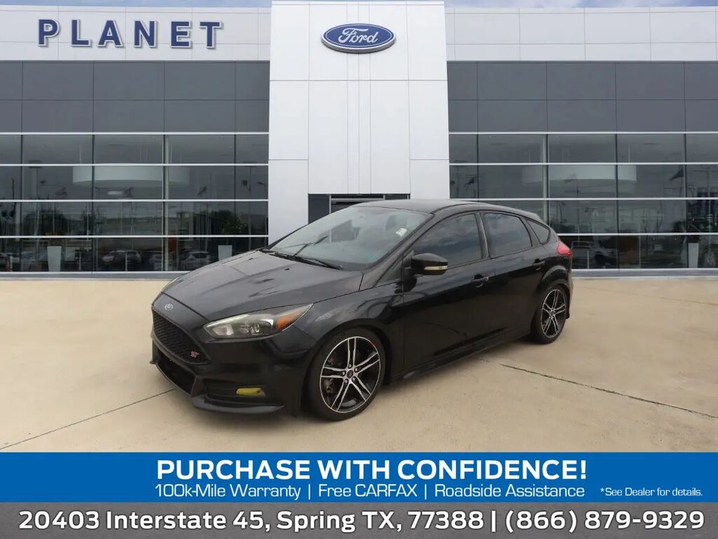2015 Ford Focus ST — photo 1 of 12