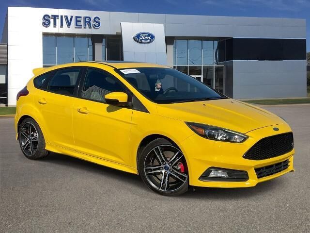 2017 Ford Focus ST