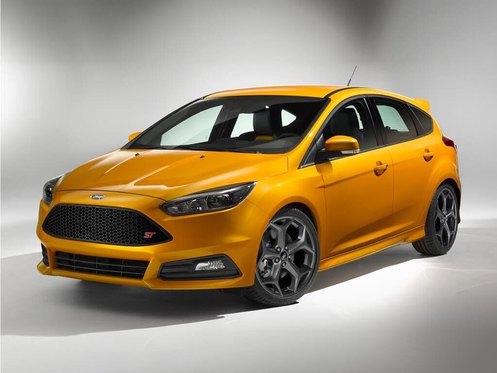 2017 Ford Focus ST — photo 1 of 1