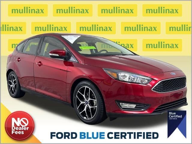 2017 Ford Focus SEL — photo 1 of 10