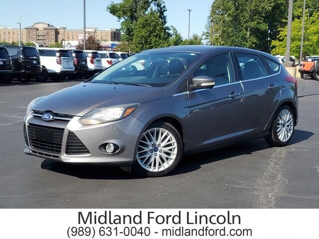 2014 Ford Focus Titanium — photo 1 of 26