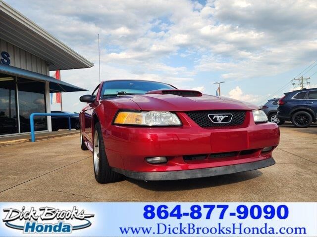 2001 Ford Mustang GT — photo 1 of 13