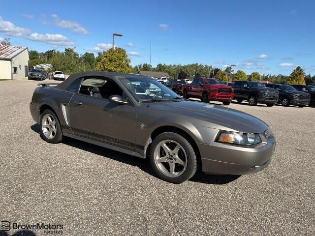 2002 Ford Mustang Deluxe