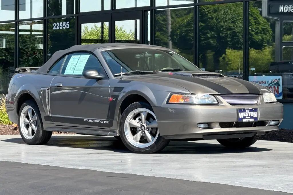 2002 Ford Mustang GT Deluxe — photo 1 of 13