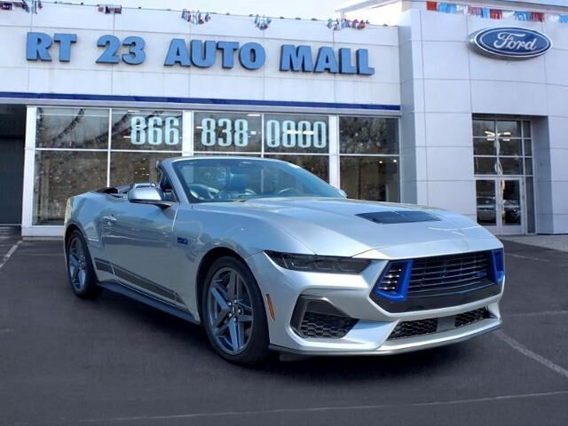 2025 Ford Mustang GT Premium — photo 1 of 13