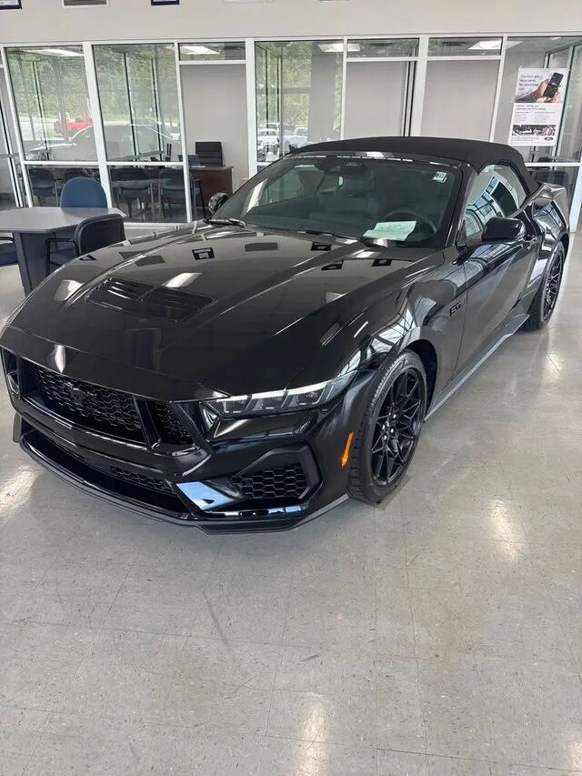 2026 Ford Mustang GT Premium — photo 1 of 11