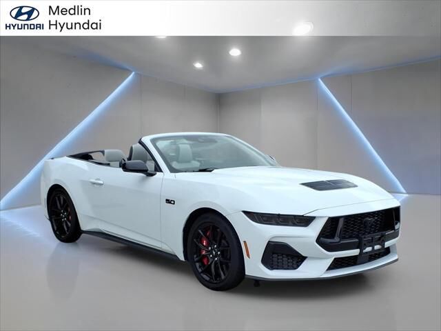 2025 Ford Mustang GT Premium — photo 1 of 13