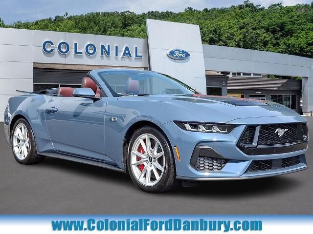 2025 Ford Mustang GT Premium — photo 1 of 26
