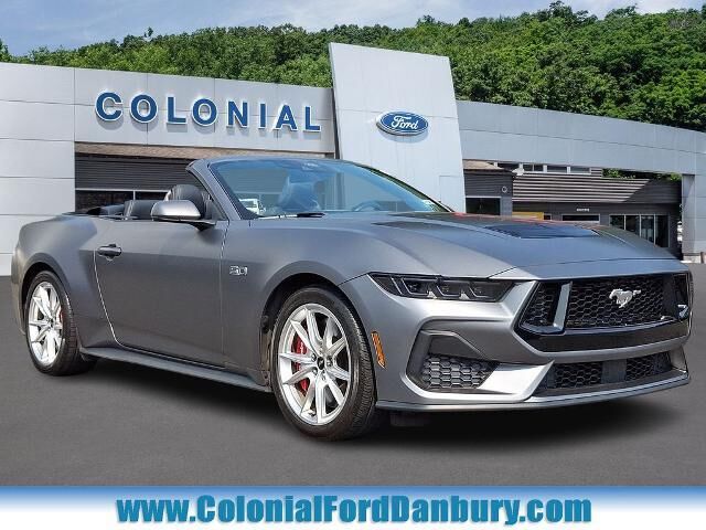 2025 Ford Mustang GT Premium — photo 1 of 26