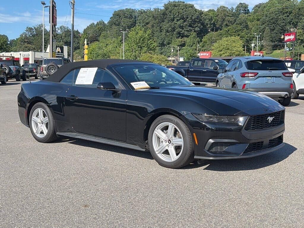 2026 Ford Mustang EcoBoost — photo 1 of 1