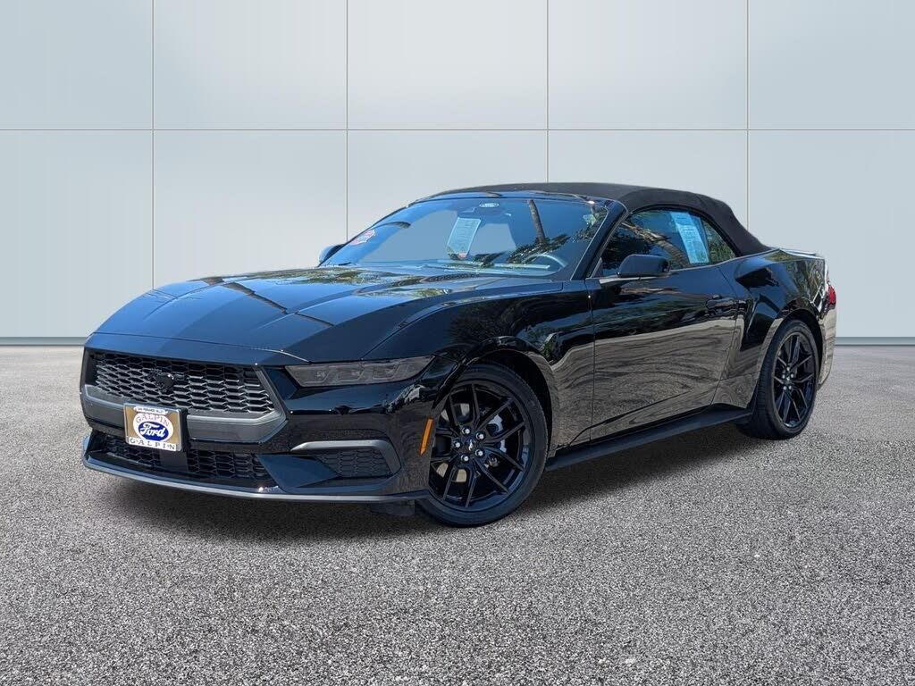 2025 Ford Mustang EcoBoost — photo 1 of 2