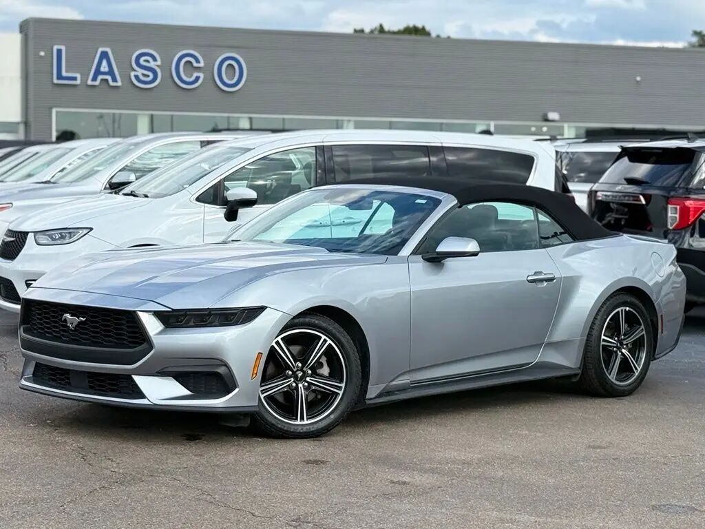 2025 Ford Mustang EcoBoost Premium — photo 1 of 13