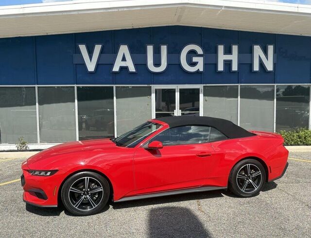 2025 Ford Mustang EcoBoost