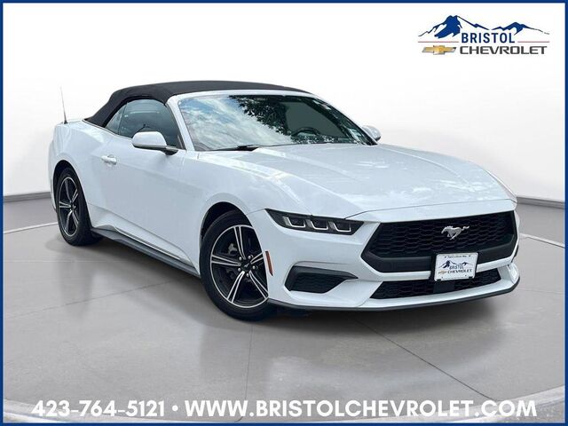 2025 Ford Mustang EcoBoost