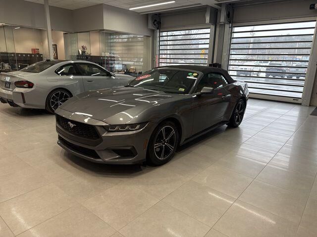 2025 Ford Mustang EcoBoost Premium