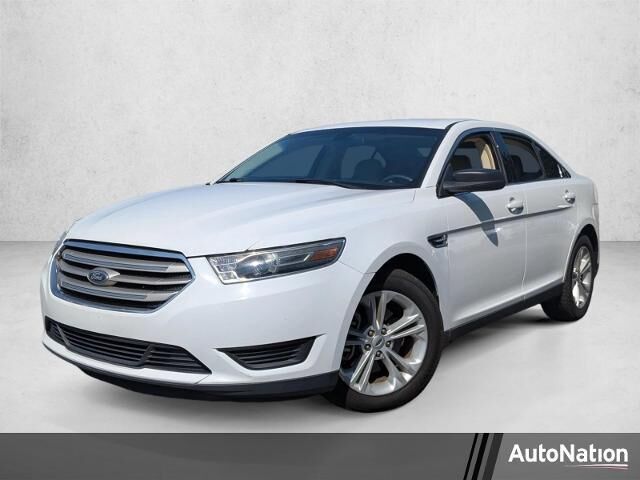 2017 Ford Taurus SE