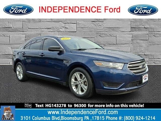 2017 Ford Taurus SE — photo 1 of 13