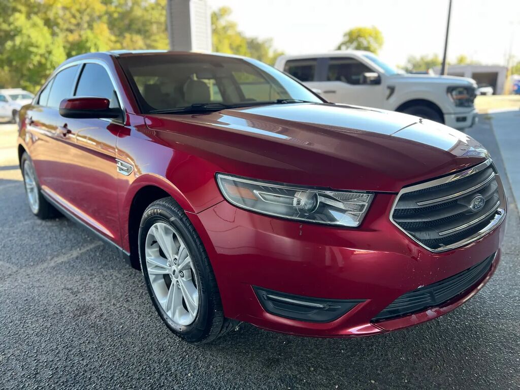 2017 Ford Taurus SEL — photo 1 of 13