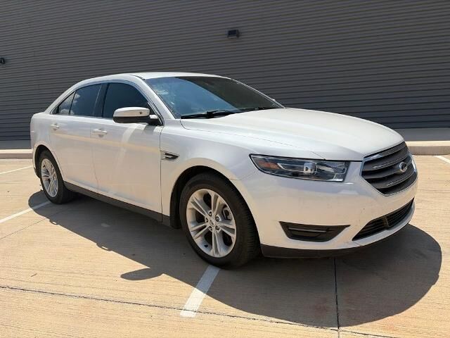 2016 Ford Taurus SEL